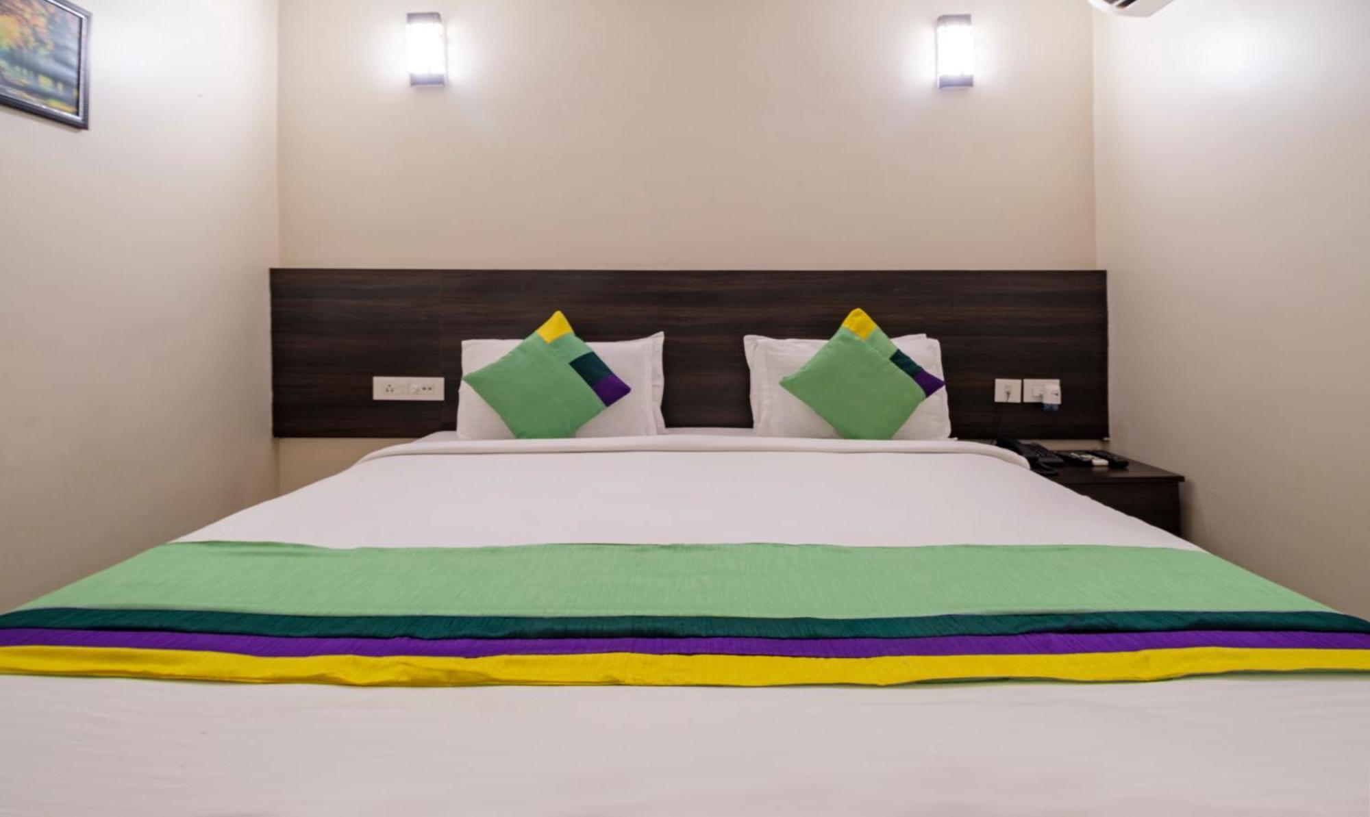 Hotel Treebo Mvp Grand Visakhapatnam Esterno foto